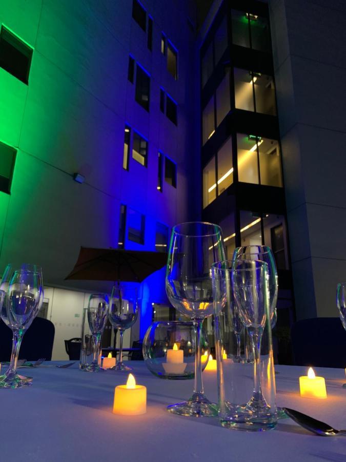 Holiday Inn Express Mexico Aeropuerto By Ihg Kültér fotó